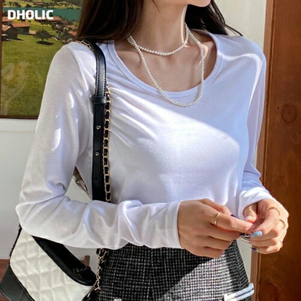 UネックTシャツ・全4色・t65415 レディース 【tops】韓国ファッション トップス Tシャツ 大人 長袖 Uネック スリム 無地 ベーシック シンプル 伸縮性 細身 フェミニン カジュアル 秋 冬