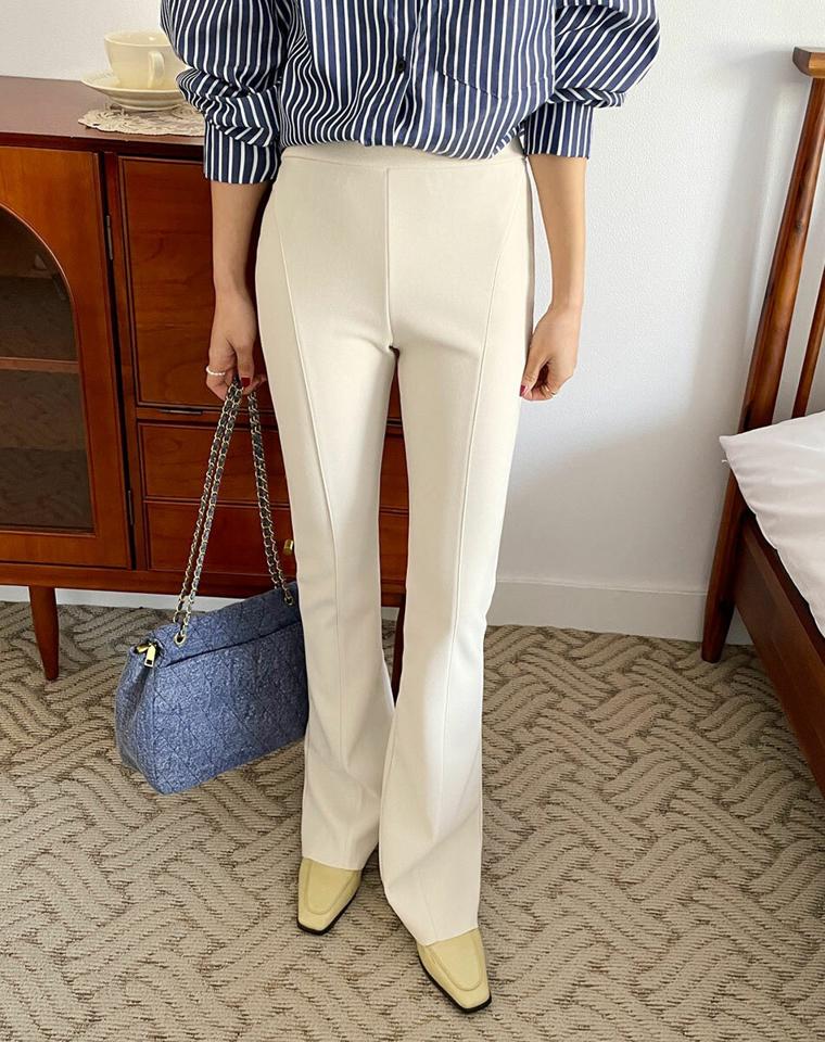 ハイウエストストレッチフレアスラックス・全2色・t66648 レディース 【pt】韓国ファッション ボトムス ロング ロングパンツ スラックスパンツ スラックス ハイウエスト ストレッチ フレア 無地 シンプル 体型カバー フェミニン カジュアル 秋 冬