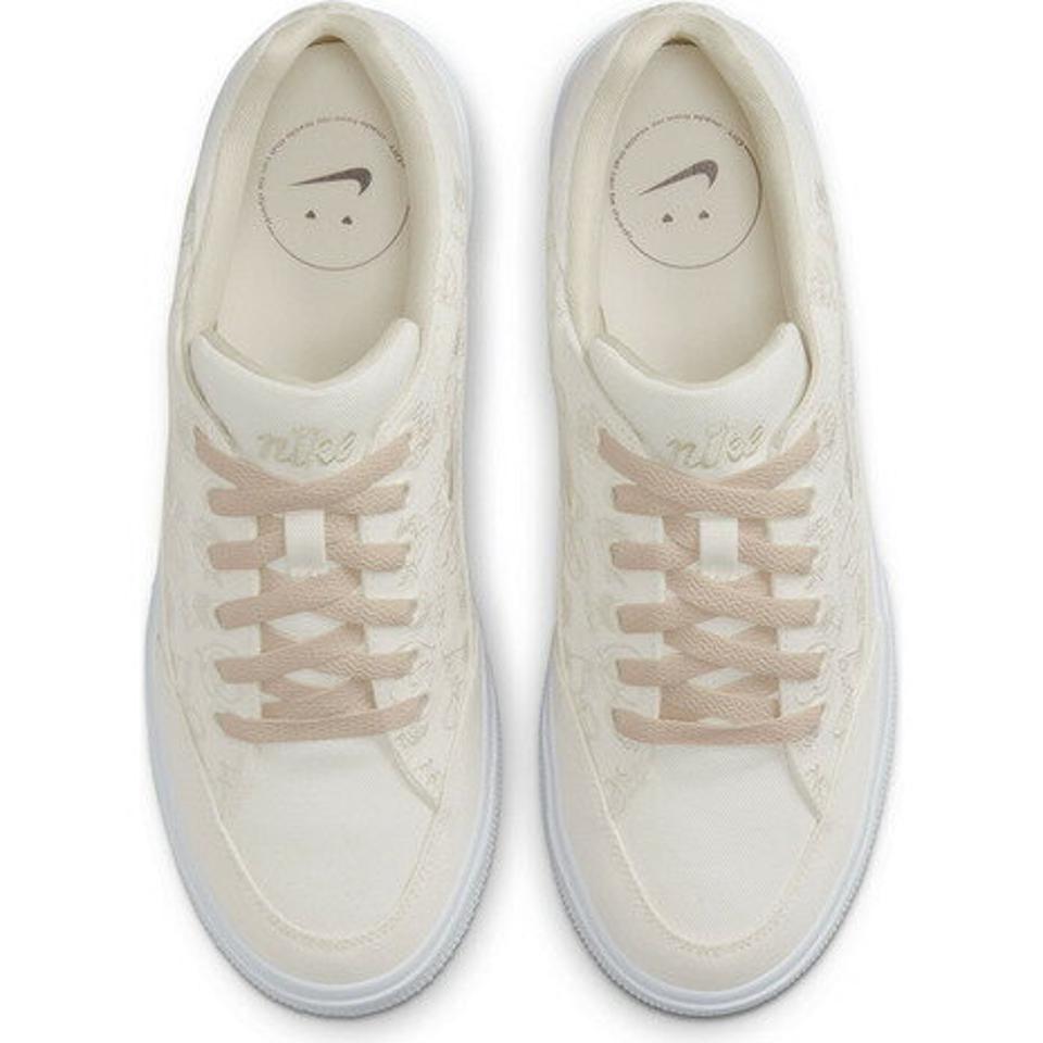 【ランニング対象品購入&エントリーでP10倍！8/19 20:00〜8/28 23:59】ナイキ（NIKE） GTS 97 ブラウン ホワイト ベージュ DQ5026-121 スニーカー スポーツシューズ カジュアル 靴 ローカット 柄 厚底 （レディース）