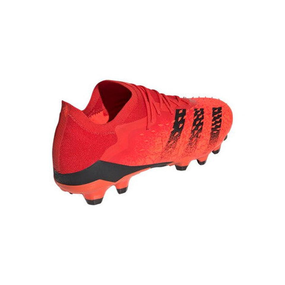 アディダス(adidas) サッカースパイク 土用 サッカーシューズ プレデター フリーク 1 HG GX7616 (メンズ)