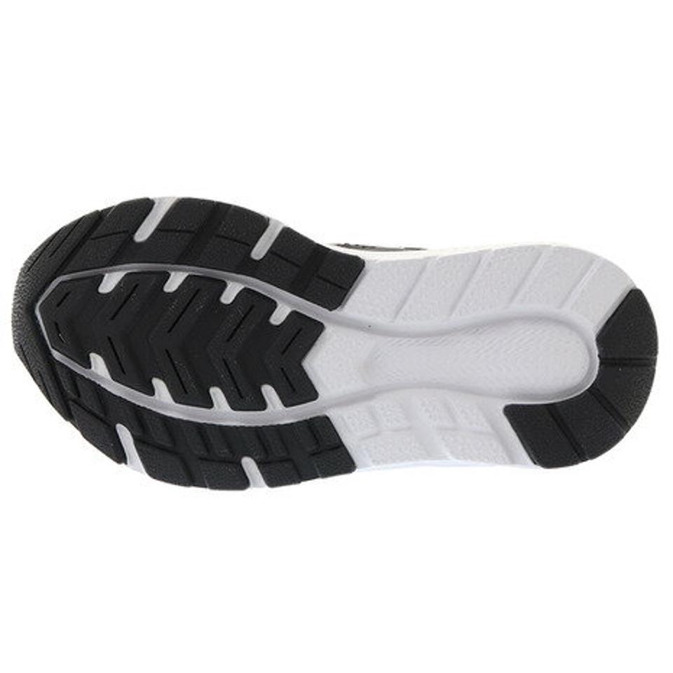 ニューバランス（new balance）（キッズ）スポーツシューズ 黒 くろ クロ ブラック YK570 BKW スニーカー ジュニア ランニング 耐久性