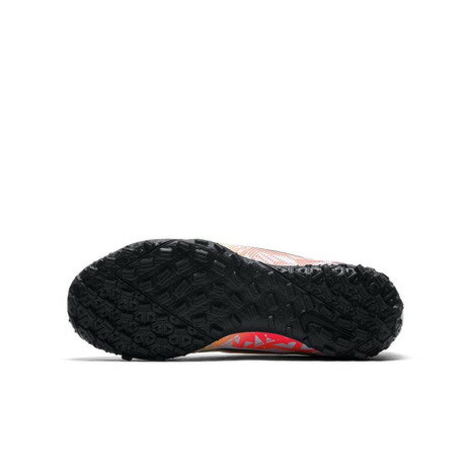 ナイキ（NIKE） ジュニアサッカートレーニングシューズ ヴェイパー13 アカデミー NJR TF AT8144-104 サッカーシューズ （キッズ）