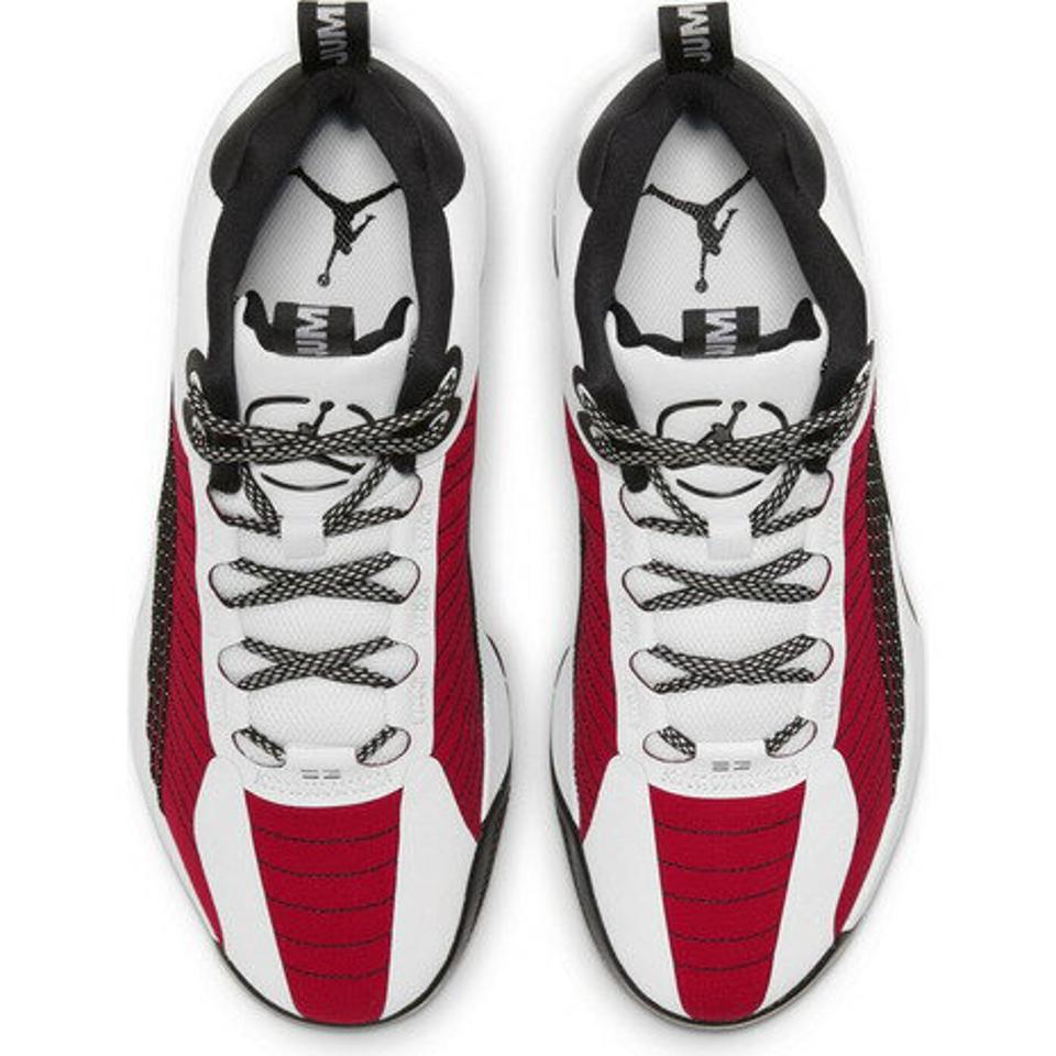 ジョーダン（JORDAN）（メンズ）バスケットシューズ ジャンプマン 2021 CQ4229-102 バッシュ スニーカー