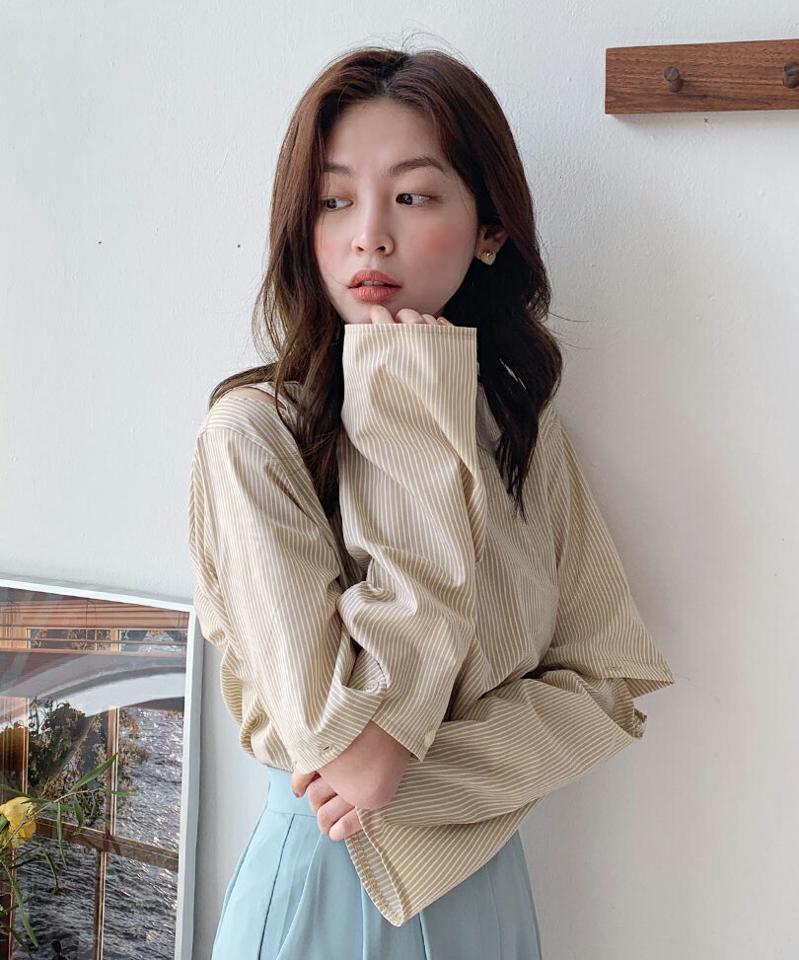 2WAYストライプブラウス・全2色・t66671 レディース 【bl】韓国ファッション トップス ブラウス 長袖 半袖 袖ボタン ラウンドネック ストライプ スリット シンプル カジュアル フェミニン 体型カバー ガーリー 春 秋 冬