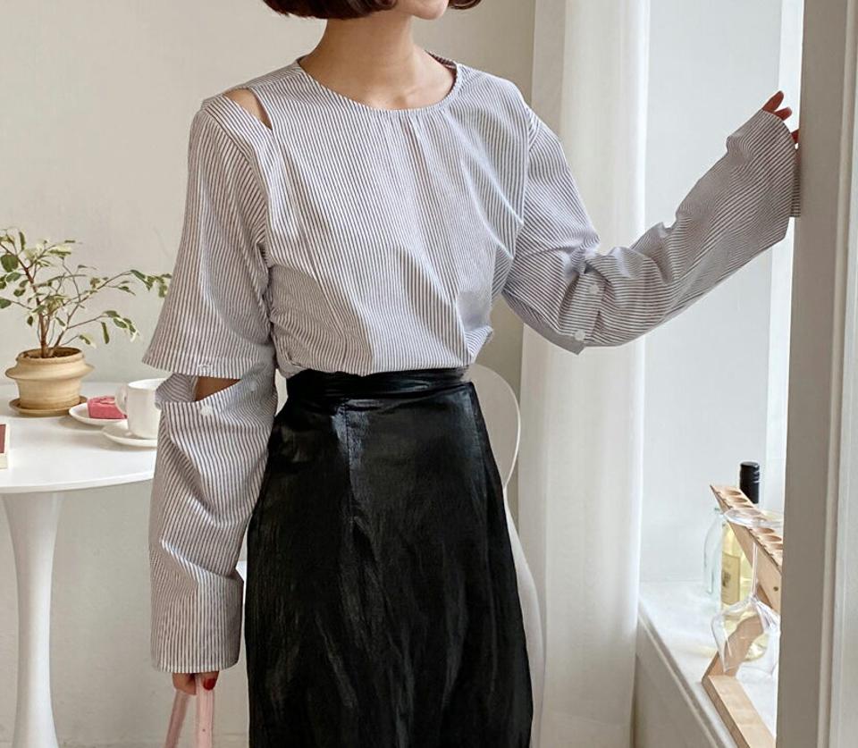 2WAYストライプブラウス・全2色・t66671 レディース 【bl】韓国ファッション トップス ブラウス 長袖 半袖 袖ボタン ラウンドネック ストライプ スリット シンプル カジュアル フェミニン 体型カバー ガーリー 春 秋 冬