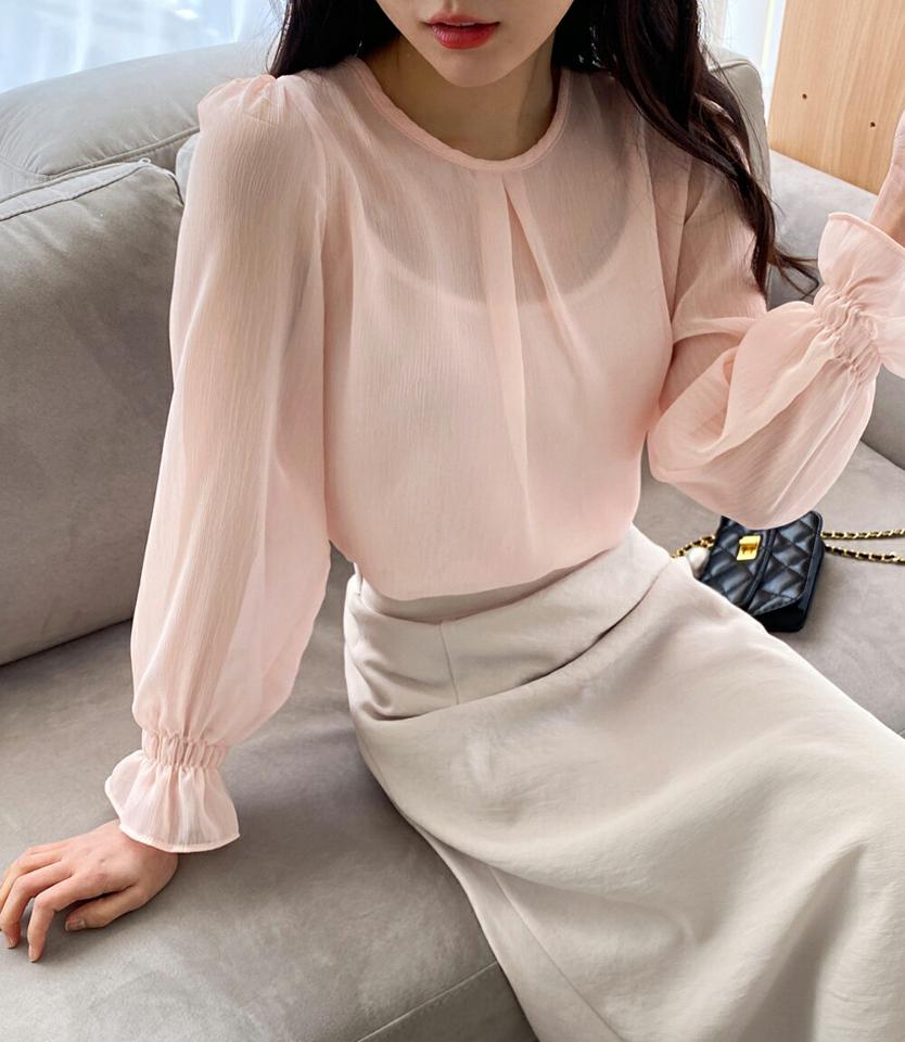 タックシースルーブラウス・全3色・b02019 レディース 【bl】韓国ファッション トップス ブラウス 長袖 ラウンドネック タック シースルー パフスリーブ 無地 シンプル カジュアル フェミニン ピンク 体型カバー ガーリー 春 秋 冬