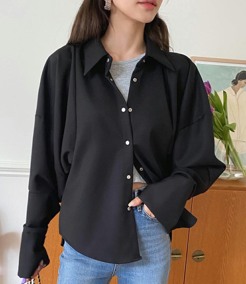 ボリュームスリーブシャツブラウス・全2色・t00142 レディース 【bl】韓国ファッション トップス ブラウス シャツブラウス 長袖 カラーネック スリーブ スリット ボタン 無地 シンプル カジュアル フェミニン ガーリー 春 秋 冬