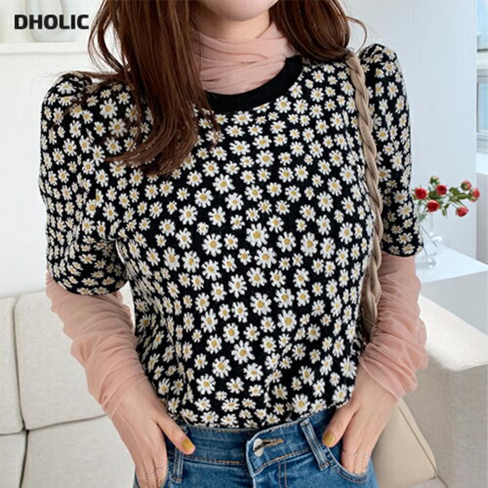 フローラルハーフスリーブTシャツ・全2色・t66230 レディース 【tops】韓国ファッション トップス Tシャツ 大人 半袖 ラウンドネック 花柄 フラワー フローラル ハーフスリーブ シンプル 体型カバー 細身 フェミニン カジュアル デイリー 秋 冬