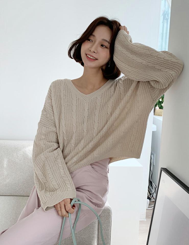 2WAYケーブルクロップドニット・全5色・t66218 レディース 【tops】韓国ファッション トップス ニット 大人 長袖 Vネック ラウンドネック ケーブル編み クロップ丈 ルーズ 無地 シンプル 体型カバー フェミニン カジュアル デイリー 秋 冬