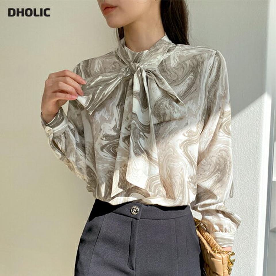 マーブルリボンパフブラウス・全2色・t00129 レディース 【bl】トップス ブラウス 長袖 パフスリーブ パフ袖 りぼん ボウタイ 総柄 模様 マーブル 大人 かわいい 春 秋 冬 韓国ファッション ハイホリHIHOLLI