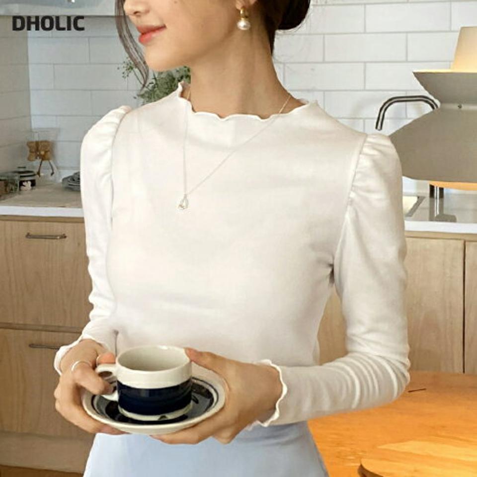 ウェーブパフTシャツ・全3色・t66540 レディース 【tops】韓国ファッション トップス Tシャツ 大人 長袖 ウェーブ パフスリーブ 無地 シンプル 体型カバー スリム フェミニン カジュアル デイリー 春 秋 冬