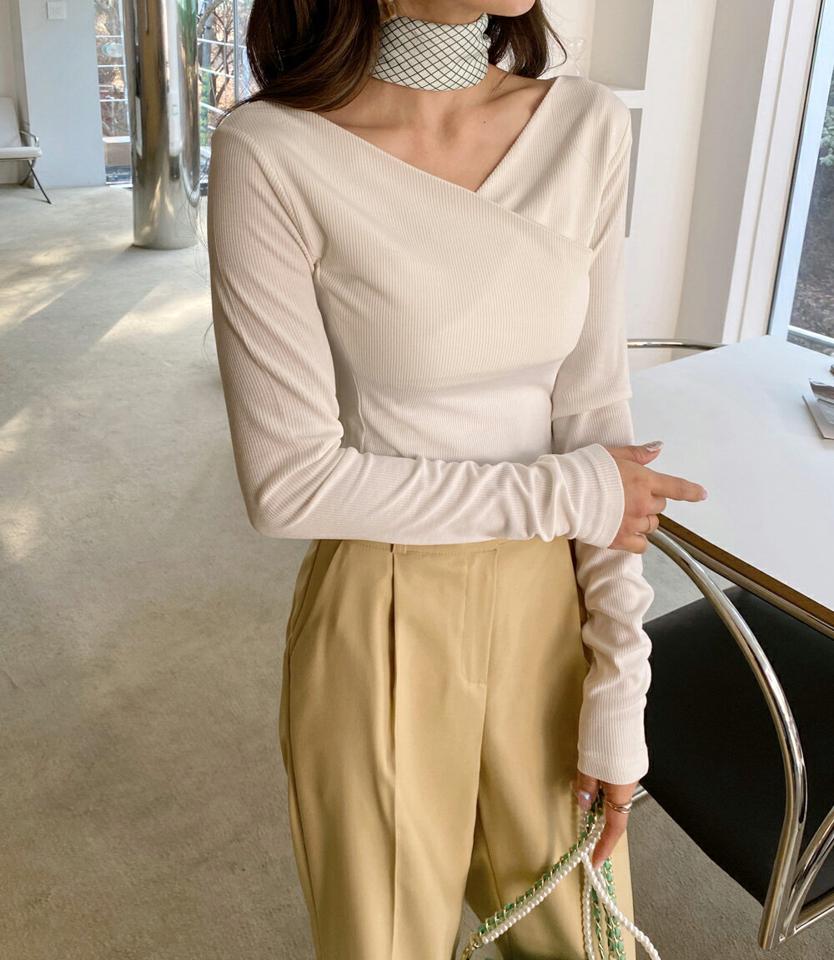 VネックリブスリムTシャツ・全3色・t66539 レディース 【tops】韓国ファッション トップス Tシャツ 大人 長袖 Vネック スリム 無地 シンプル カシュクール クロスリブ 体型カバー フェミニン カジュアル デイリー 春 秋 冬
