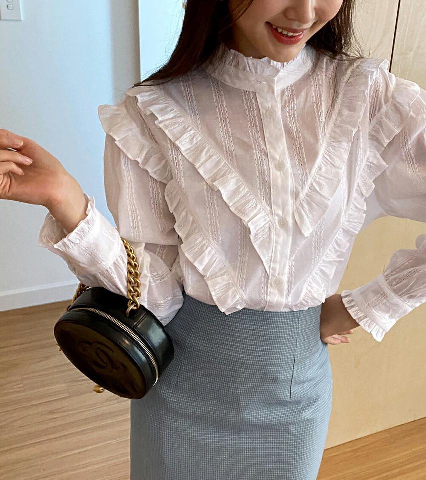 ダイヤパンチングフリルブラウス・全3色・t66545 レディース 【bl】韓国ファッション トップス ブラウス 長袖 ハーフネック 襟コンシャス ダイヤ パンチング フリル シンプル カジュアル フェミニン 体型カバー ガーリー 春 秋 冬