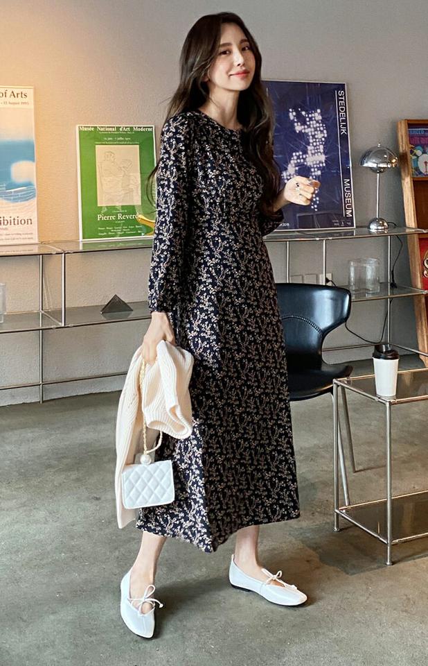 フローラルロングワンピース・全3色・t00263 レディース 【ops】韓国ファッション ワンピース ロングワンピース 長袖 ラウンドネック 花柄 フラワー フローラル パフスリーブ ロング丈 シンプル フェミニン カジュアル 秋 冬