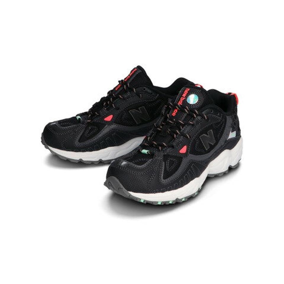 【ランニング対象品購入&エントリーでP10倍！8/19 20:00〜8/28 23:59】ニューバランス（new balance） スニーカー 黒 ブラック WL703 BD WL703BDB スポーツシューズ 靴 シューズ レディース （レディース）