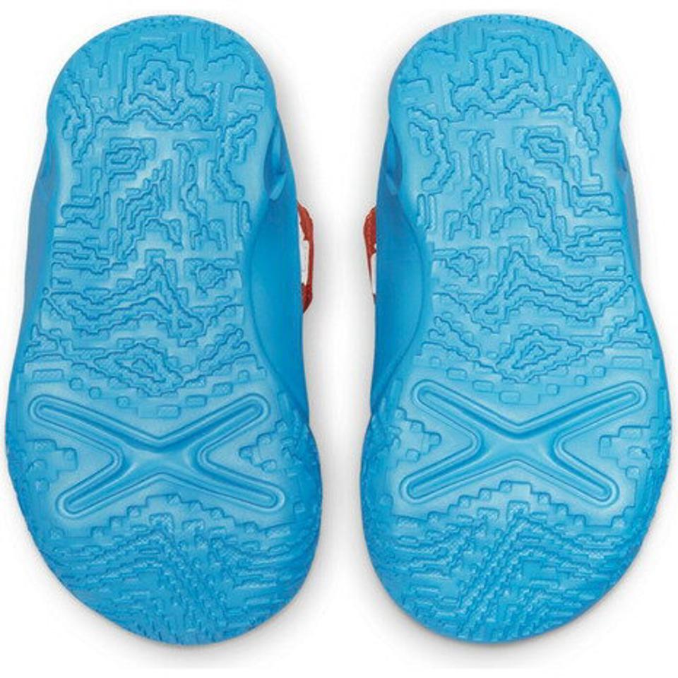 ナイキ(NIKE) キッズシューズ チーム ハッスル D 10 SE TD DH8054-001 (キッズ)