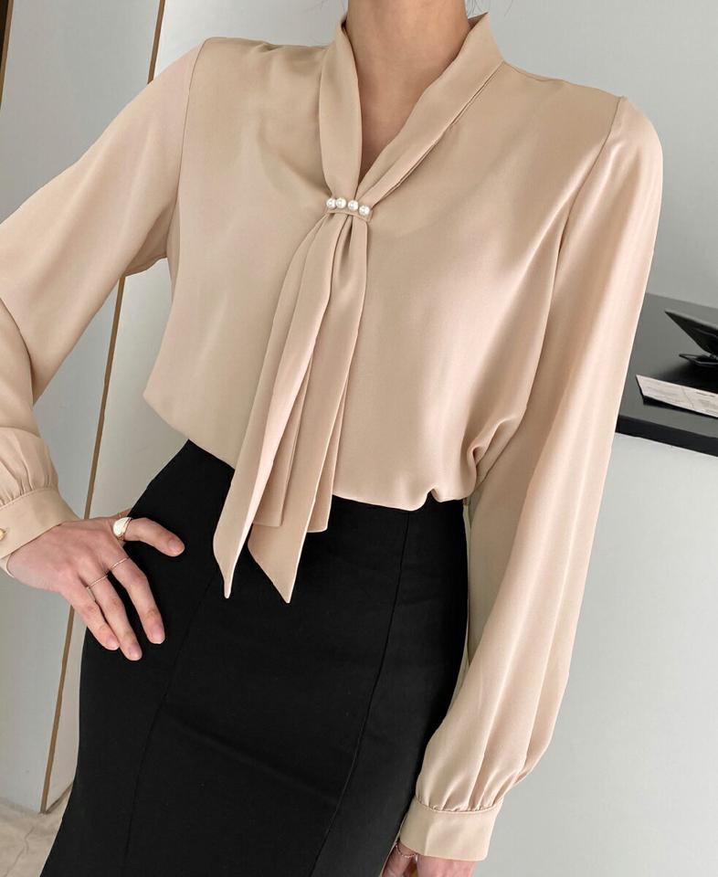 フェイクパールリボンブラウス・全4色・t71660 レディース 【bl】トップス ブラウス 長袖 ボウタイ 単色 オフィス パフスリーブ デコラティブ オケージョン プルオーバー 春 秋 冬 ワンホン バズ クリスマス 韓国ファッション HIHOLLI 人気