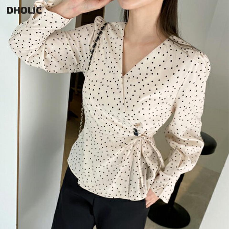 ドットラップブラウス・全4色・t71661 レディース 【bl】トップス ブラウス 長袖 ドット柄 ラップデザイン かわいい 可愛い 大人 Vネック パフ袖 パフスリーブ 春 秋 冬 韓国ファッション ハイホリHIHOLLI