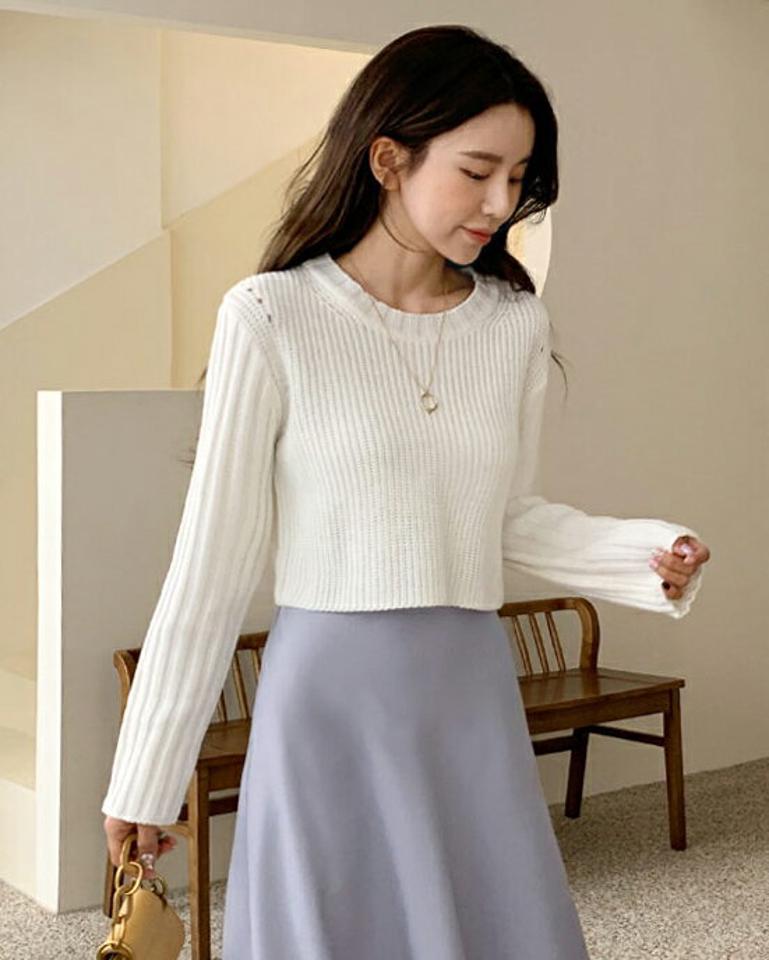 クロップドラウンドニット・全4色・t00281 レディース 【tops】韓国ファッション トップス ニット 大人 長袖 ラウンドネック カラーアイテム クロップド丈 パンチング カラーニット 無地 ショート丈 シンプル カジュアル 秋 冬