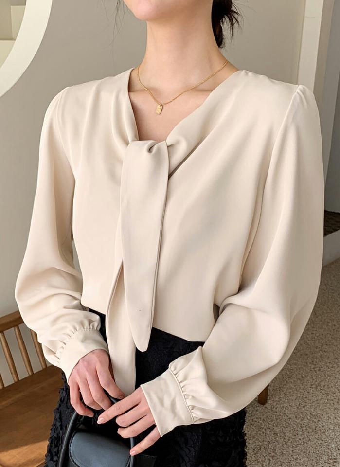 ボウタイブラウス・全4色・t00299 レディース 【bl】韓国ファッション トップス ブラウス 長袖 Vネック ギャザー ボウタイ ボタン 無地 シンプル かわいい カジュアル フェミニン ガーリー 春 秋 冬