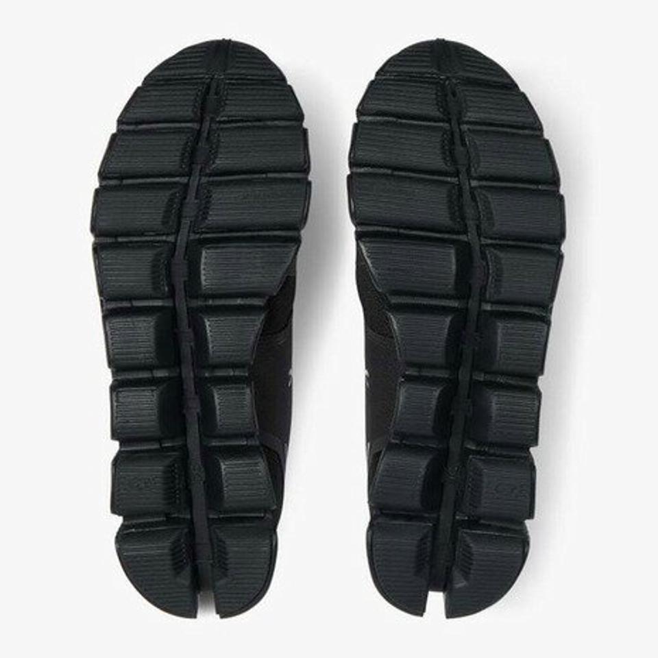 【6/5 24h限定 エントリー＆対象4店舗買い回りで最大P10倍！】オン（On）（メンズ）防水 シューズ スニーカー クラウドウォータープルーフ Cloud Waterproof 黒 ブラック 1999987M ローカット 軽量 ランニング ジョギング