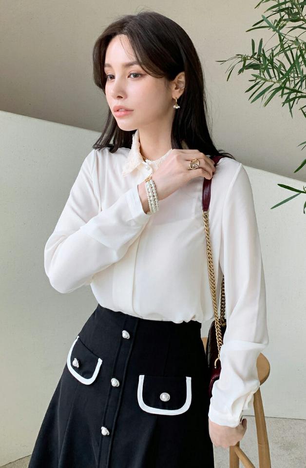 レースカラーブラウス・全2色・t00163 レディース 【bl】トップス ブラウス 長袖 レース 襟 シンプル 花柄 大人 きれいめ オフィスカジュアル パールボタン 春 秋 韓国ファッション ハイホリHIHOLLI