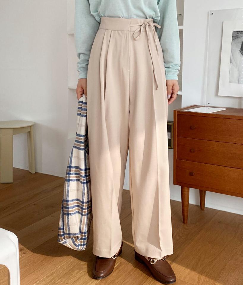 シークレットバックゴムリボンワイドスラックス・全3色・b66648 レディース 【pt】韓国ファッション ボトムス ロング ロングパンツ スラックスパンツ スラックス ツータック リボン ワイド 無地 シンプル フェミニン カジュアル 秋 冬