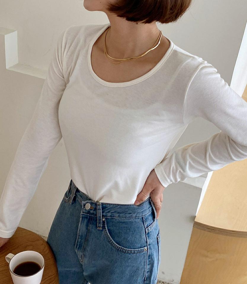 UネックTシャツ・全7色・t66261レディース 【tops】トップス ロンT 単色 シンプル ベーシック Tシャツ Uネック 長袖 レーヨンブレンド 春 秋 冬 無地 カジュアル きれいめ 大人っぽ 韓国ファッション