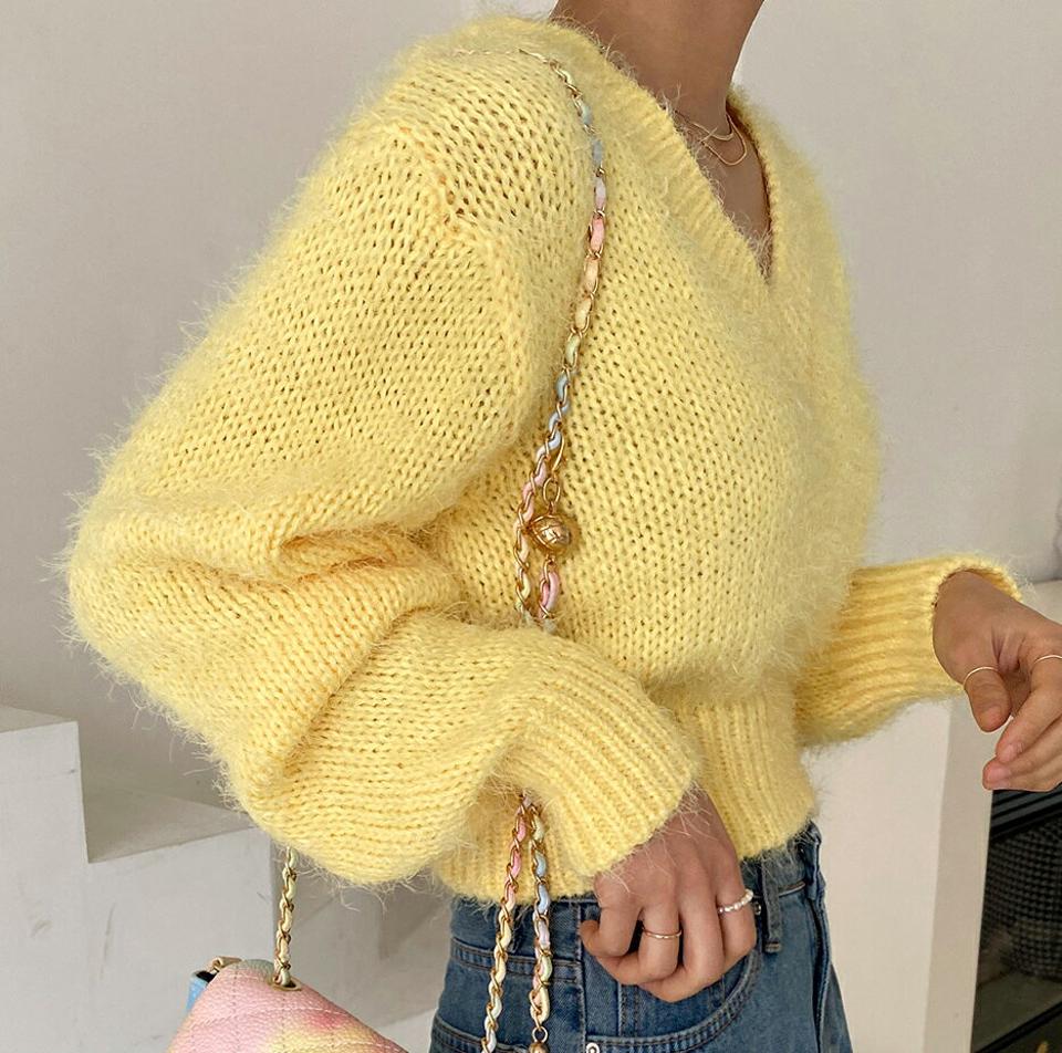 ソフトVネッククロップドニット・全5色・t66272レディース 【tops】トップス パステル カラーニット 短丈 単色 シンプル ニット Vネック クロップド丈 リブ袖 長袖 春 秋 冬 無地 フェミニン 大人っぽ 韓国ファッション