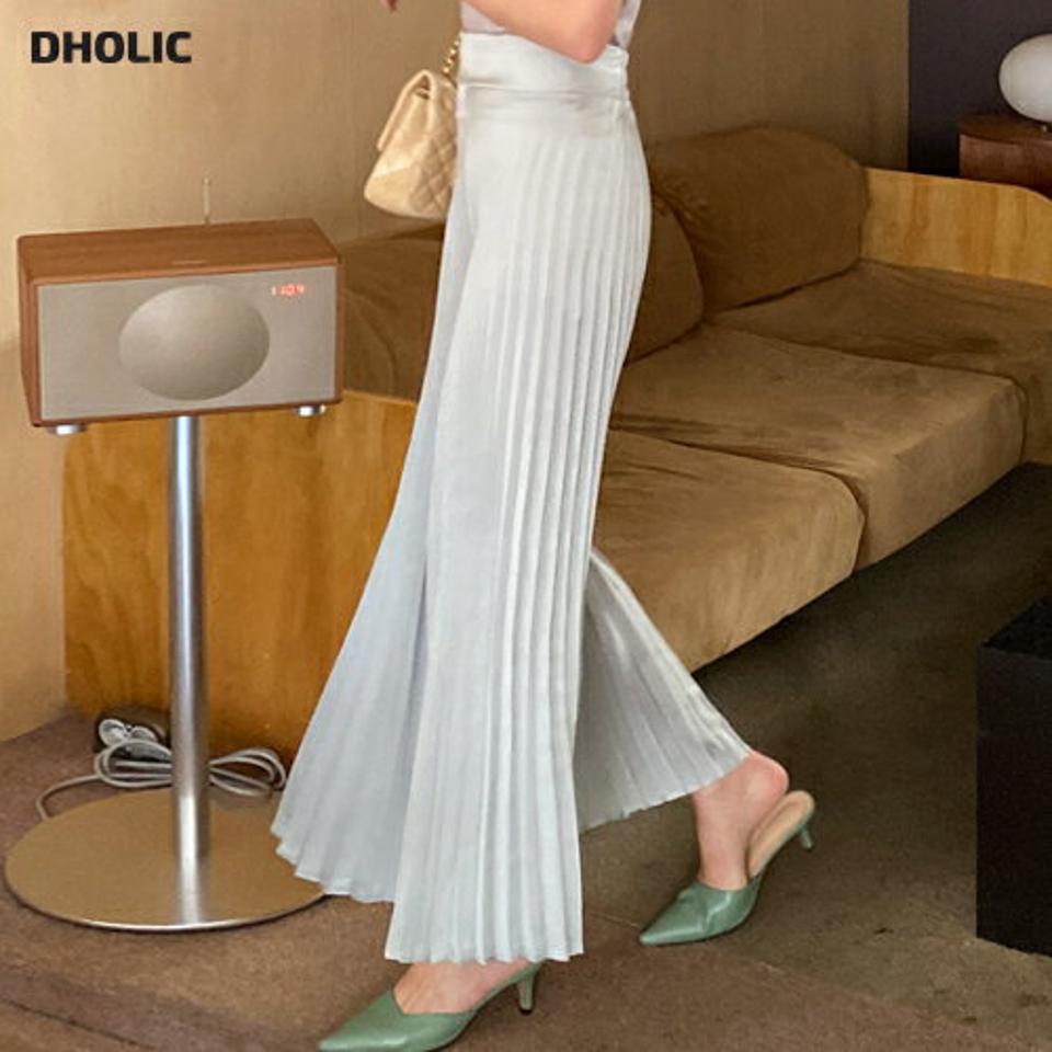 プリーツサテンパンツ・全3色・b71711 レディース 【pt】パンツ ズボン ロングパンツ サテン プリーツ フェミニン 揺れ感 大人 きれいめ 上品 パステル 揺れる スカンツ 春 秋 夏 韓国ファッション ハイホリHIHOLLI