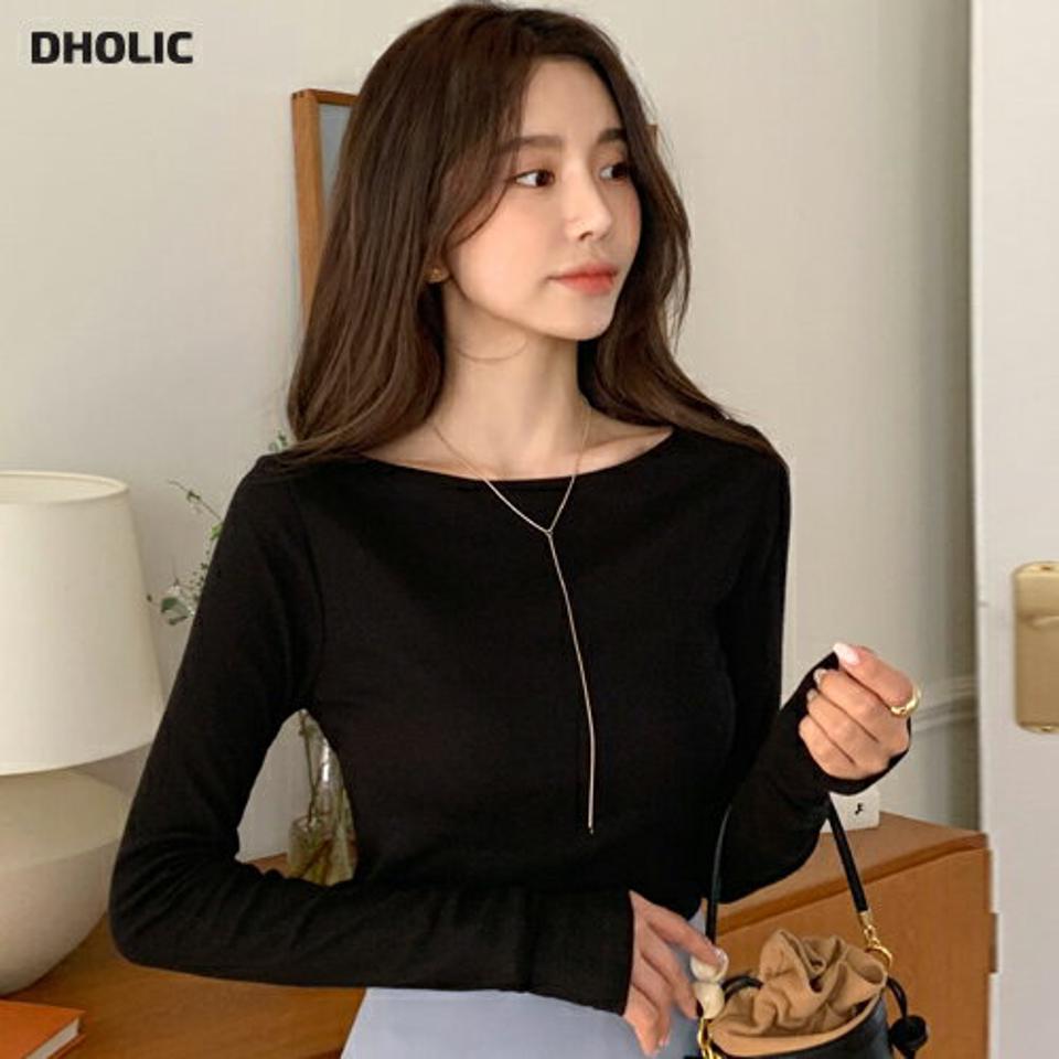 バックカットアウトTシャツ・全3色・t66706 レディース 【tops】トップス Tシャツ 長袖 鎖骨 デコルテ バック ボートネック バックシャン 背中見せ リブ リブトップス 肌見せ 細身 秋 冬 きれいめ かわいい 可愛い 大人っぽ 単色 シンプル 無地 韓国ファッション