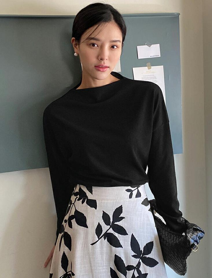 ハーフボートネックTシャツ・全5色・b71686 レディース 【tops】トップス 長袖 ボートネック 単色 無地 シンプル ベーシック　大人 カジュアル ドロップショルダー パステル ラフ　春 秋 韓国ファッション ハイホリHIHOLLI