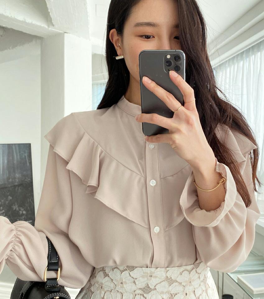 Vネックラッフルブラウス・全3色・t71694 レディース 【bl】トップス ブラウス 長袖 ラッフル Vネック フリル 単色 シンプル 無地 ガーリー フェミニン 大人 かわいい バンドカラー 春 秋 韓国ファッション ハイホリHIHOLLI