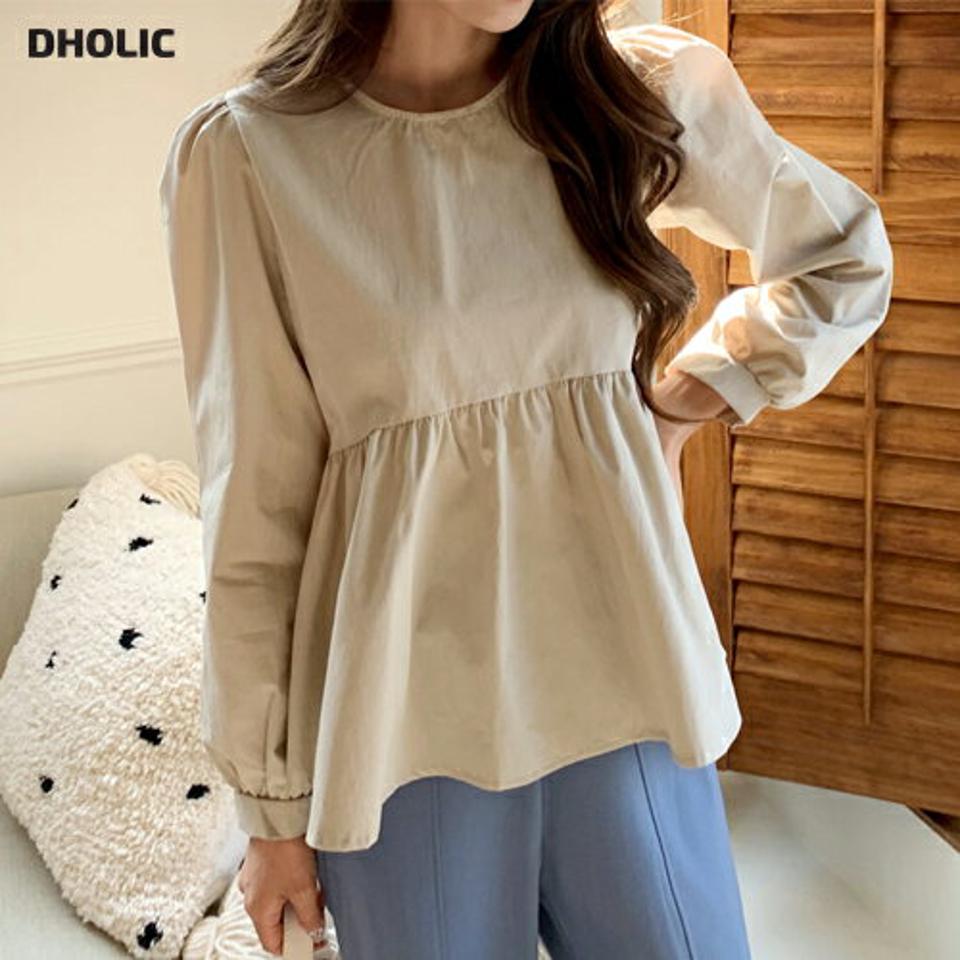 ラウンドフレアパフブラウス・全3色・t66711 レディース 【bl】トップス ブラウス フレア 長袖 パフスリーブ パフ袖 体型カバー ギャザー かわいい 可愛い シンプル 単色 無地 キュート フェミニン 春 秋 韓国ファッション