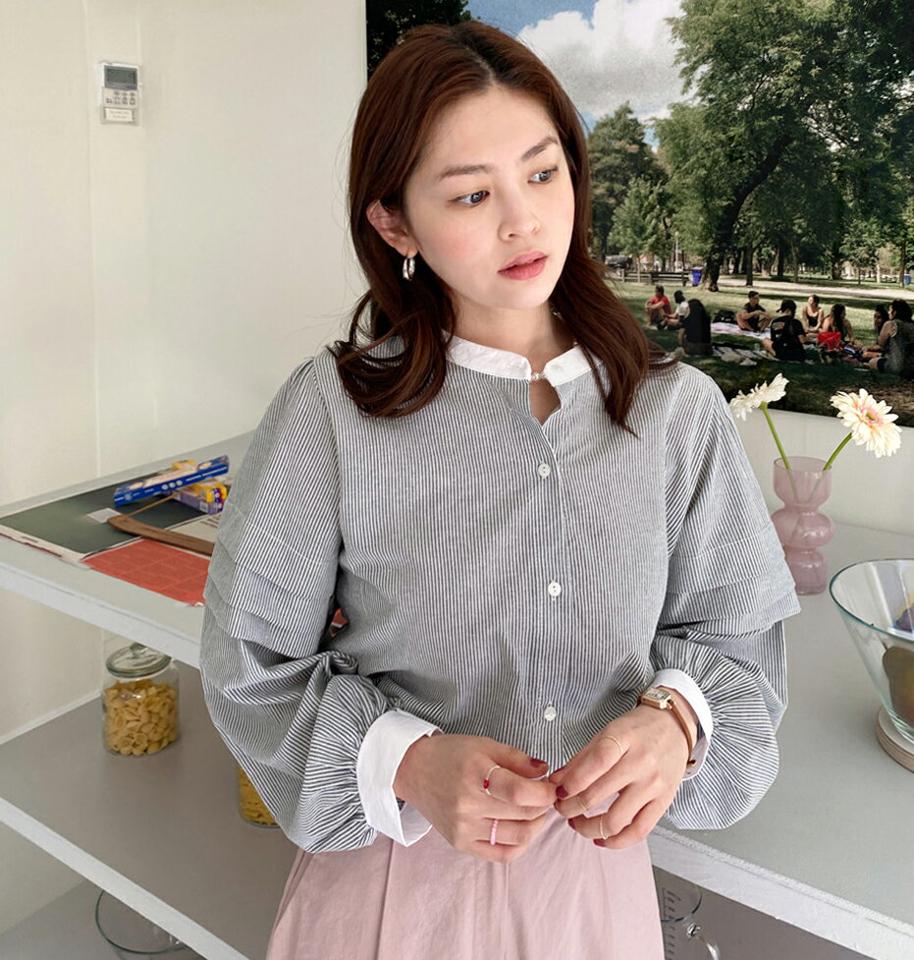 バンドカラーストライプシャツ・全2色・b00210 レディース 【bl】トップス シャツ ストライブ柄 細 ギャザー ゆとり ゆったり バンドカラー 大人 袖コン ボリューム袖 タック 長袖 春 秋 冬 スタイリッシュ きれいめ 韓国ファッション