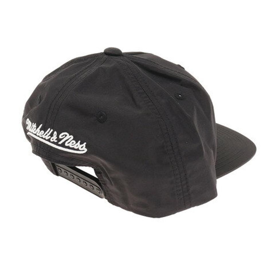 ミッチェルアンドネス(Mitchell&Ness) NYLON7 DEADSTOCK キャップ Brooklyn Nets 5MUSJS19105-BNEBLCK (メンズ)