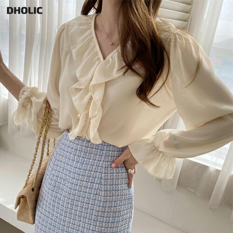 Vネックフリルブラウス・全4色・t00216 レディース 【bl】トップス ブラウス 長袖 パステル フリル パフスリーブ 長袖 Vネック 鎖骨 デコルテ見せ 春 夏 秋 キュート フェミニン ふんわり 韓国ファッション ハイホリHIHOLLI