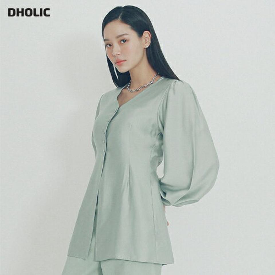 Vネックスリットブラウス・全3色・t00193 レディース 【bl】トップス ブラウス 長袖 スリット Vネック 単色 無地 シンプル フェミニン 光沢感 ツヤ なめらか 大人 上品 きれいめ パステル 春 秋 韓国ファッション ハイホリHIHOLLI