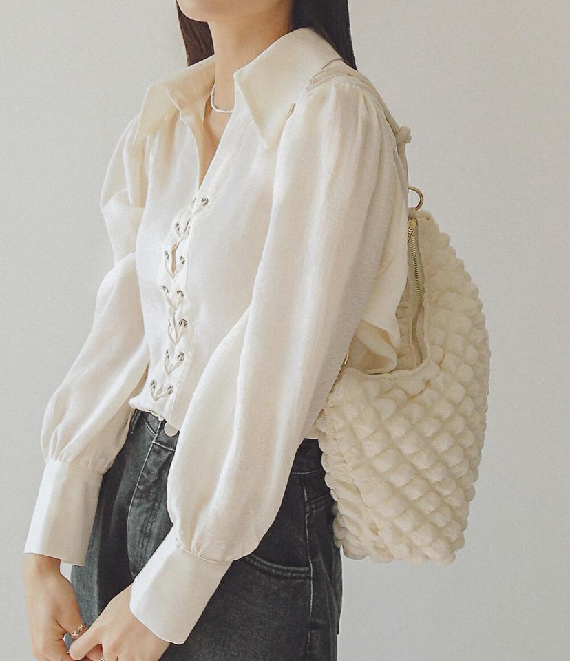 ストラップ付シースルーブラウス・全2色・t00192 レディース 【bl】トップス ブラウス 長袖 透け感 シアー シースルー 単色 無地 シンプル 大人 襟 エスニック ギャザー パフ袖 パフスリーブ 春 秋 韓国ファッション ハイホリHIHOLLI