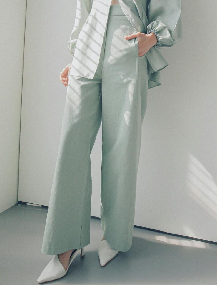 ストレートコットンパンツ・全2色・t00183 レディース 【pt】パンツ ズボン ロングパンツ ストレートパンツ 綿 単色 無地 シンプル 大人 ワイドパンツ ベルトループ ポケット ハイウエスト パステル カジュアル カラーパンツ 春 秋 韓国ファッション ハイホリHIHOLLI