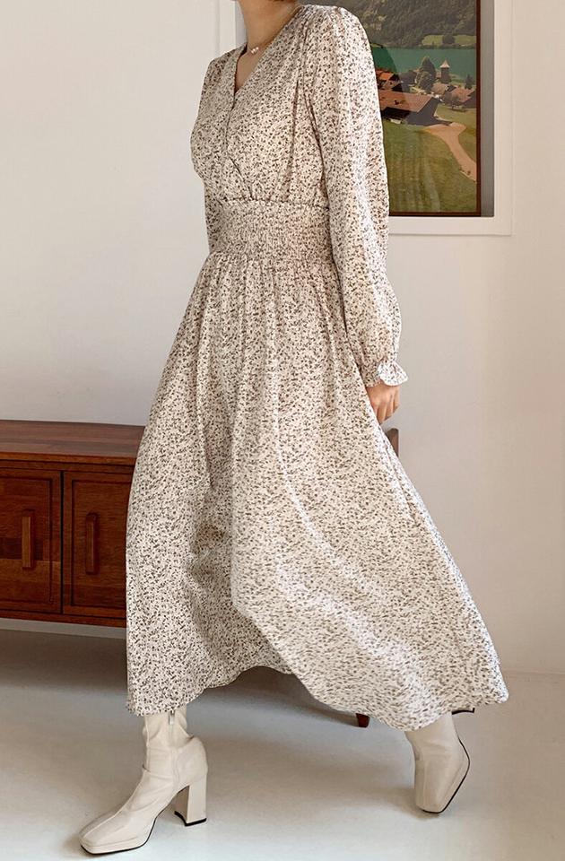シャーリングカシュクール小花柄ワンピース・全2色・t66313 レディース 【ops】韓国ファッション ワンピース ロング ロングワンピース 長袖 Vネック シャーリング カシュクール 小花柄 花柄 ロング丈 シンプル フェミニン 春 秋 冬