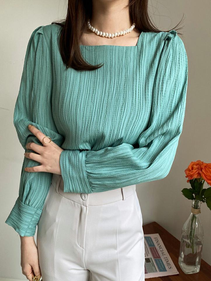 リンクルスクエアブラウス・全4色・t66302 レディース 【bl】韓国ファッション トップス ブラウス 長袖 スクエアネック リンクル パフスリーブ シンプル ギャザー かわいい カジュアル フェミニン 体型カバー ピンク ガーリー 春 秋 冬