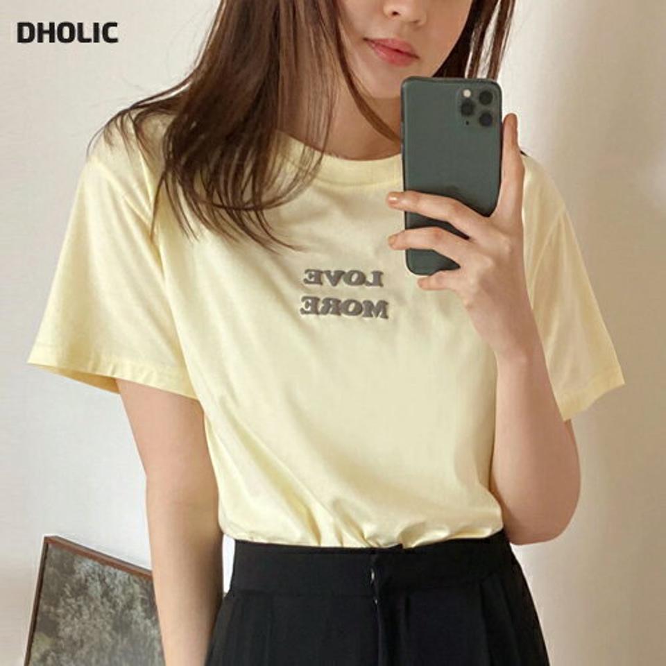 LOVE MOREロゴ半袖Tシャツ・全3色・t66300 レディース 【tops】韓国ファッション トップス Tシャツ 大人 半袖 ラウンドネック レタリング 英字 ロゴ パフスリーブ シンプル フェミニン カジュアル デイリー 春 秋 冬