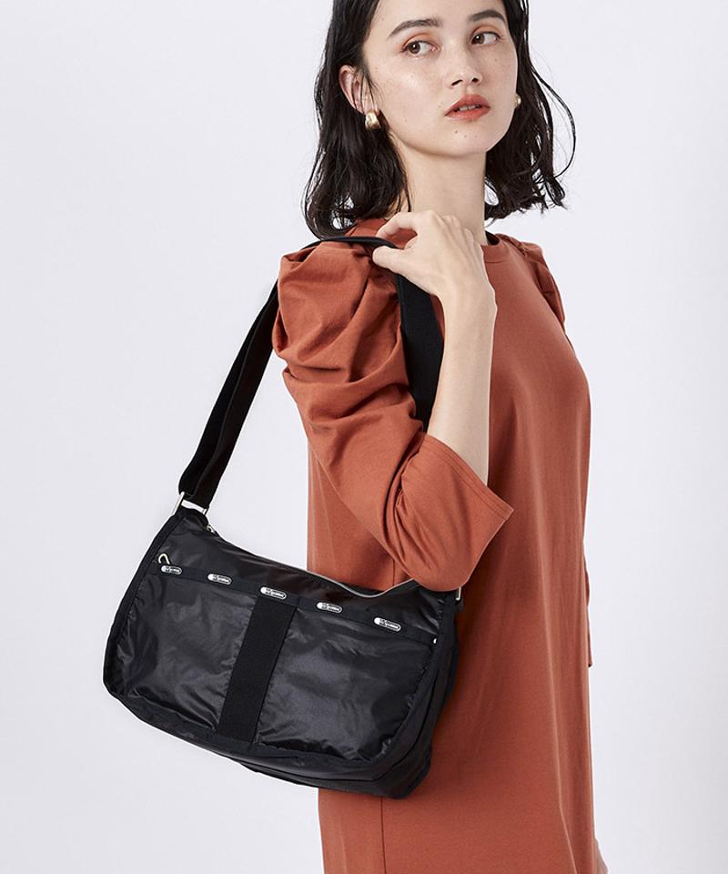 ESSENTIAL　HOBO　トゥルーブラック　C