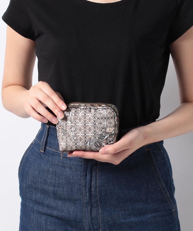 SQUARE COSMETICピースドタペストリーアクセ