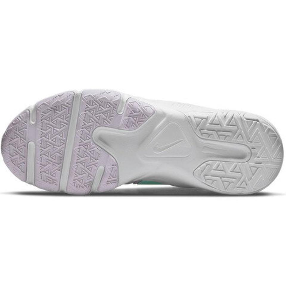 ナイキ（NIKE） ジムシューズ レジェンド エッセンシャル2 CQ9545-100 トレーニングシューズ （レディース）