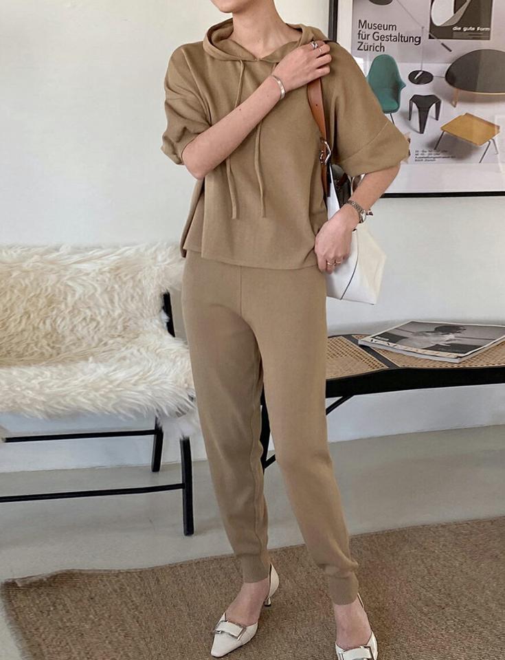 ニット半袖パーカー&ジョガーパンツSET・全3色・b71741 レディース 【pt】 ボトムス ロング ロングパンツ パーカー セットアップ 半袖 フード アンバランス丈 無地 シンプル カジュアル 春 秋 冬 韓国ファッション ハイホリHIHOLLI