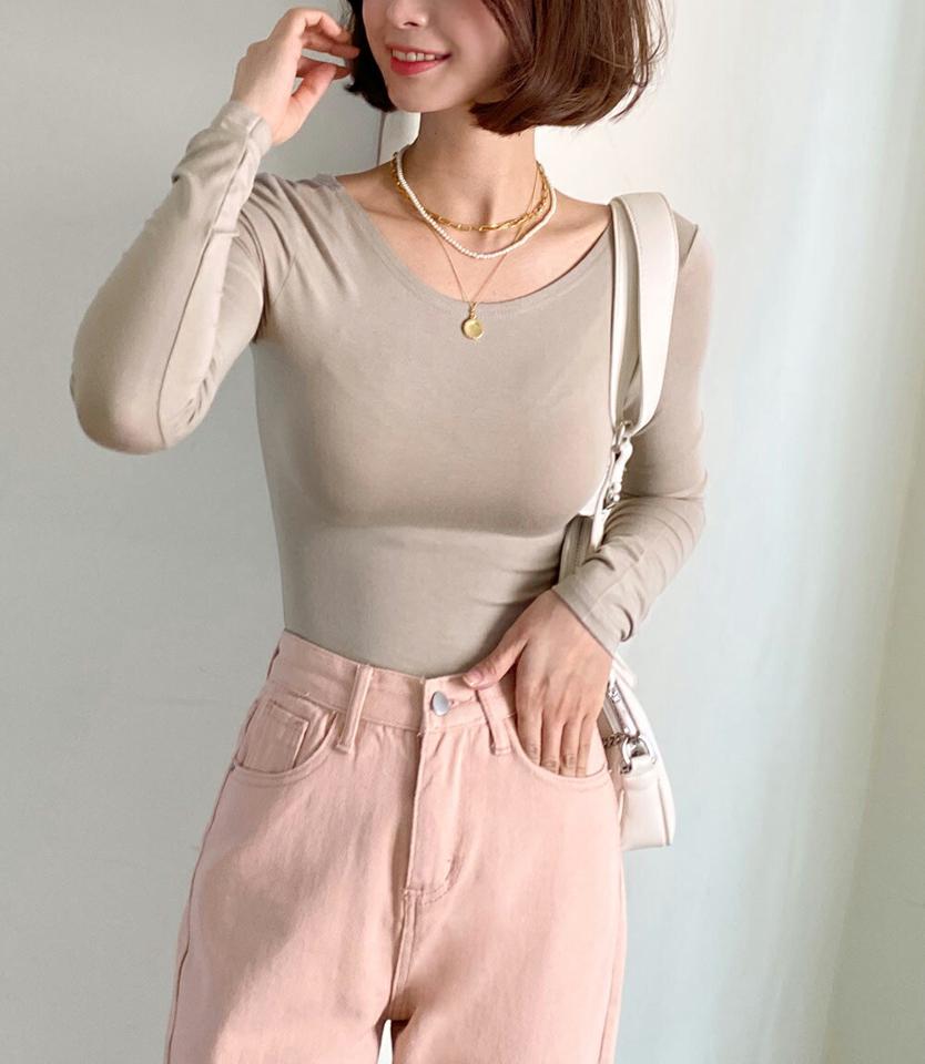 2WAY長袖UネックTシャツ・全4色・t00415 レディース 【tops】トップス 長袖 Tシャツ Uネック 単色 シンプル 無地 春 秋 冬 鎖骨 デコルテ見せ ベーシック スリム 前後着用 パステル くすみ カジュアル 韓国ファッション
