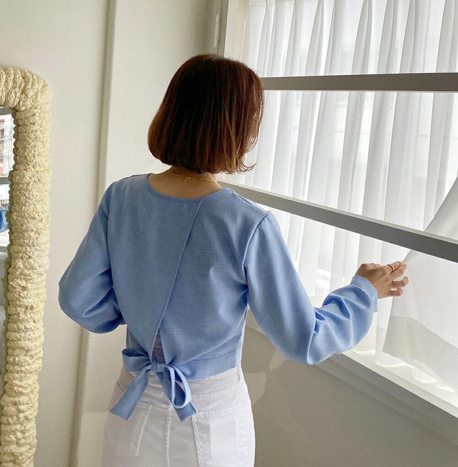 ツイード調バックスリットブラウス・全4色・t66340 レディース 【bl】ブラウス 長袖 トップス ツイード調 柄 春 秋 冬 スリット リボン バックシャン クロップド丈 かわいい 可愛い 水色 パステル フェミニン きれいめ 韓国ファッション