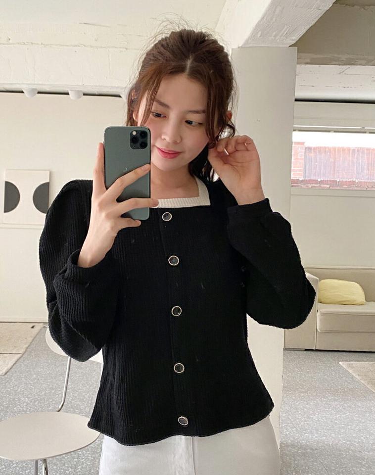 配色ボタンスクエアワッフルTシャツ・全4色・t66343 レディース 【tops】トップス 長袖 Tシャツ 配色 柄 ボタン スクエアネック 春 秋 冬 鎖骨 デコルテ見せ 上品 ワッフル編み パフスリーブ パフ袖 オフィスカジュアル ガーリー 韓国ファッション